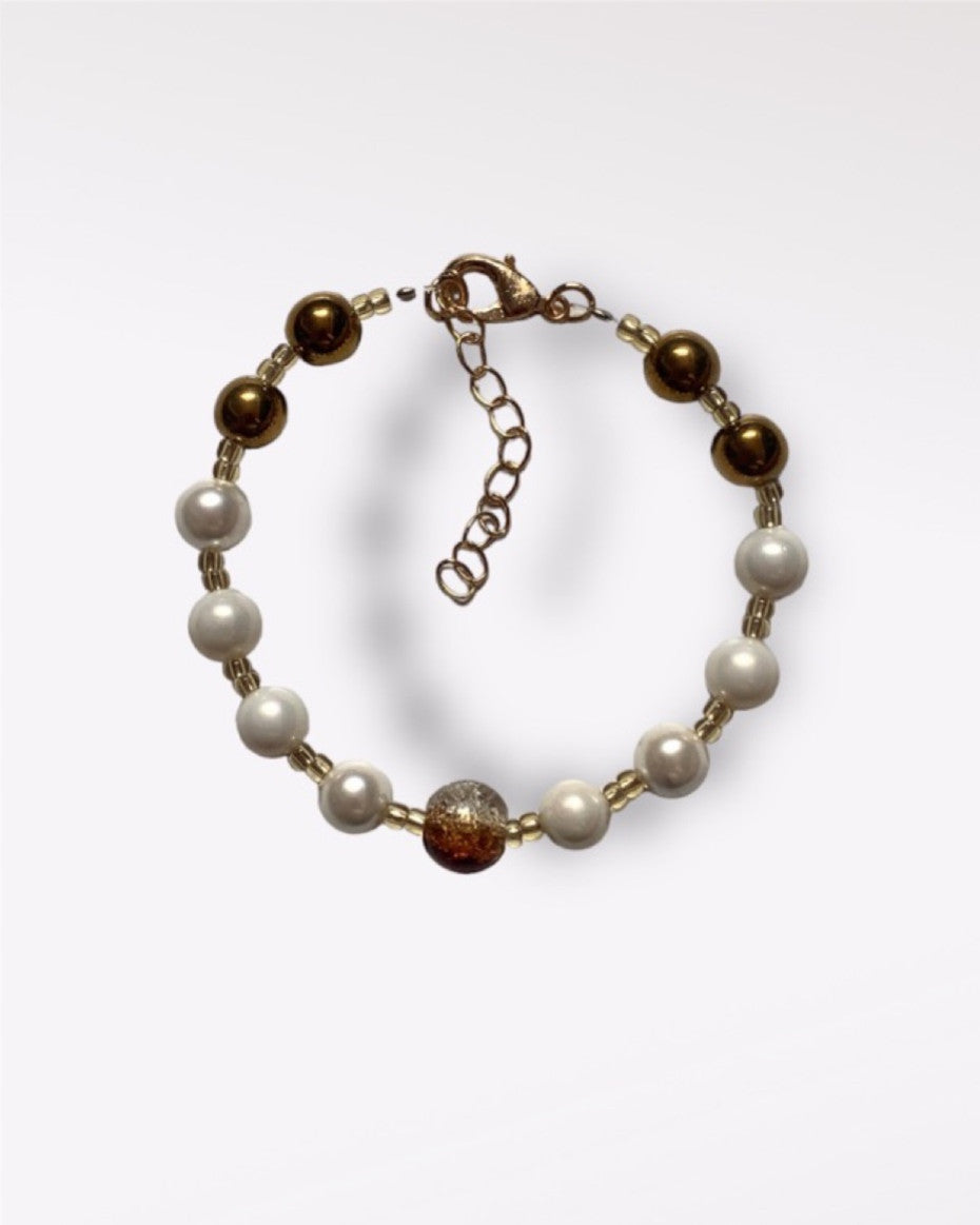 Gold Pearl bracelet